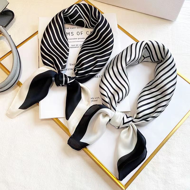 Fashion Square 70cm Black and  - Silk Tie Striped 评论和价格